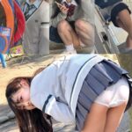 街中ミニスカ観察 パンティワカメちゃん状態の学生2名 TちゃんとAちゃん