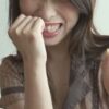 ナンパされて他人棒をブチ込まれるスケベ妻 21
